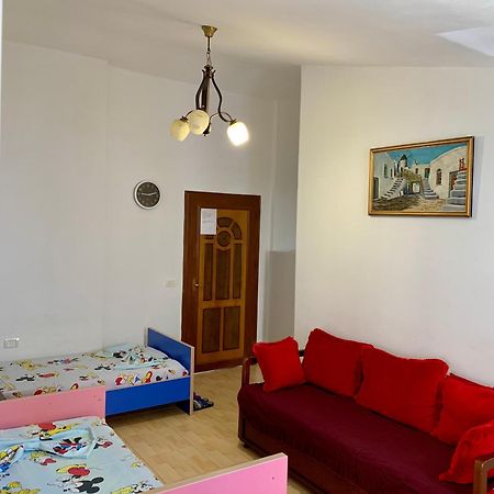 House For Rent Jurgen Villa Golem  Exterior photo