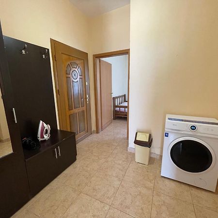 House For Rent Jurgen Villa Golem  Exterior photo