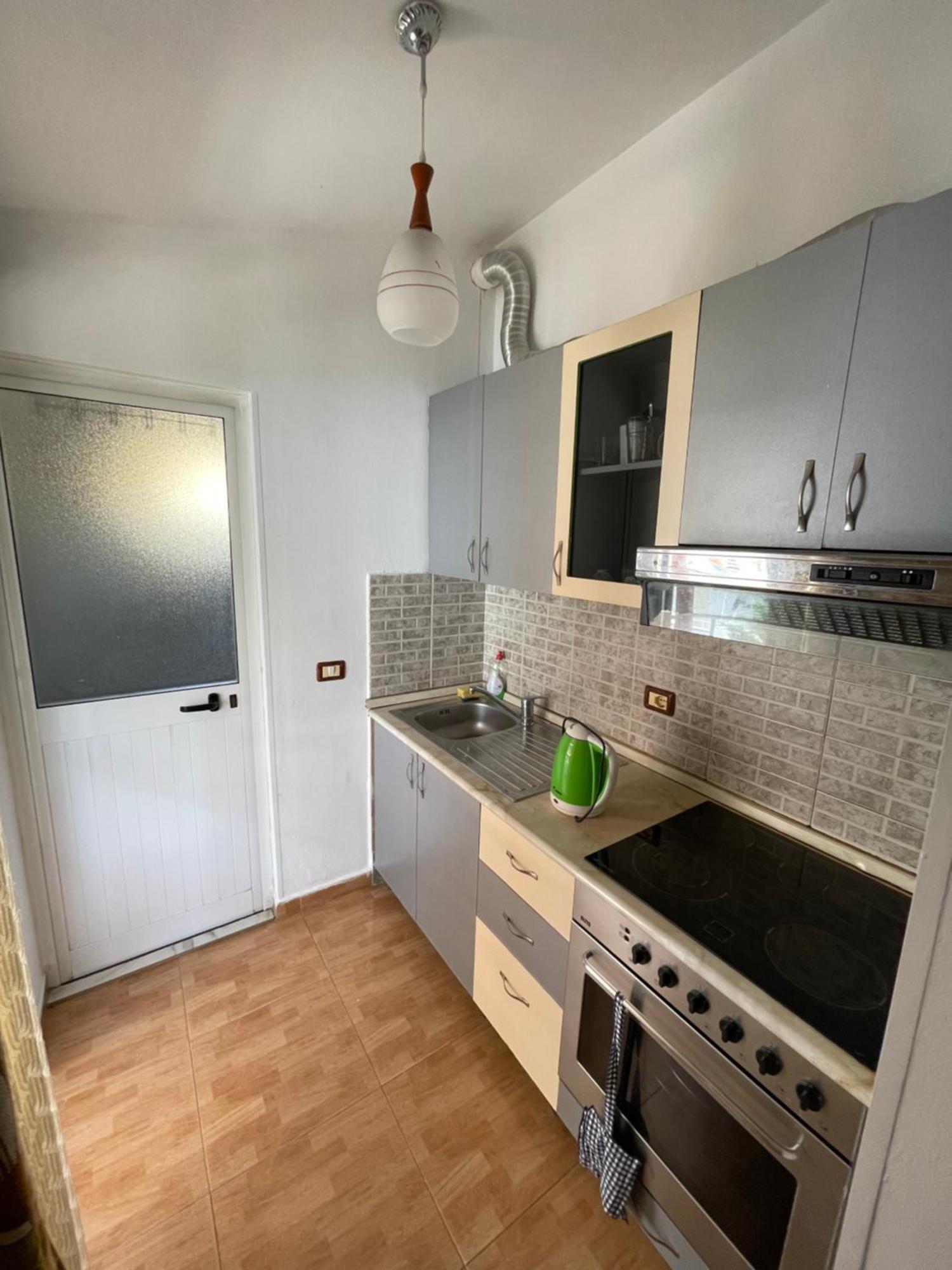House For Rent Jurgen Villa Golem  Exterior photo